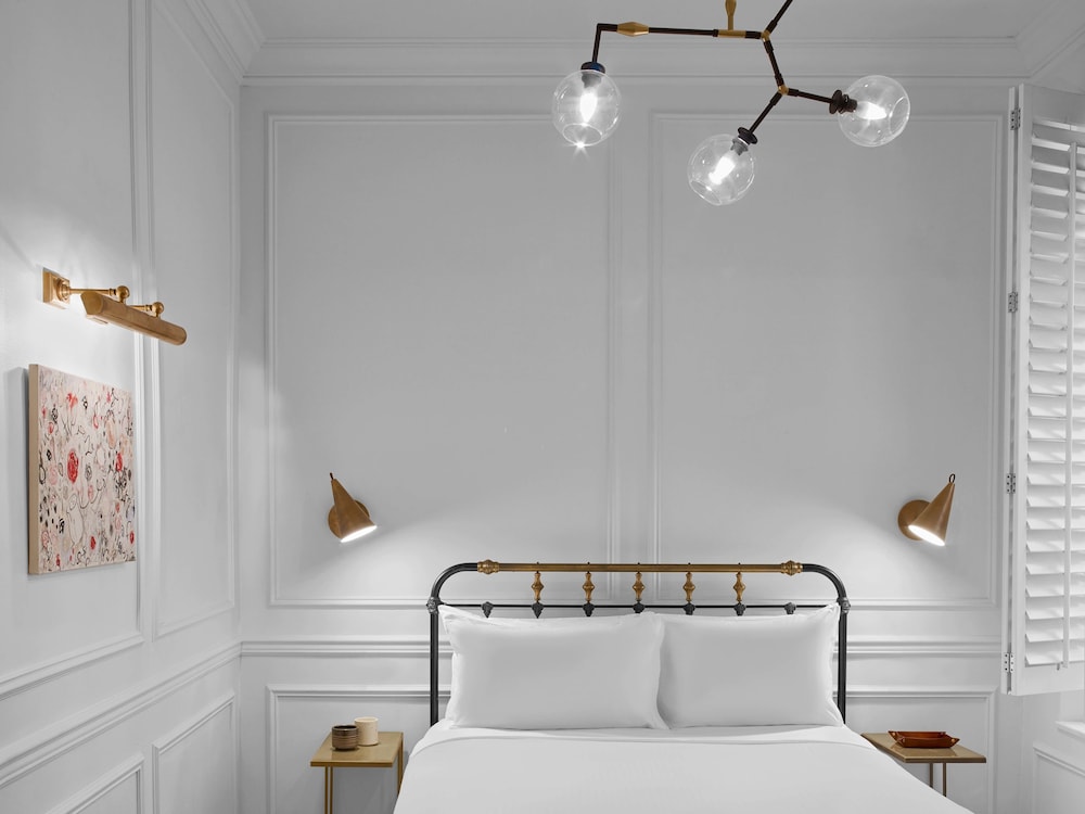 Life Hotel New York 25/75