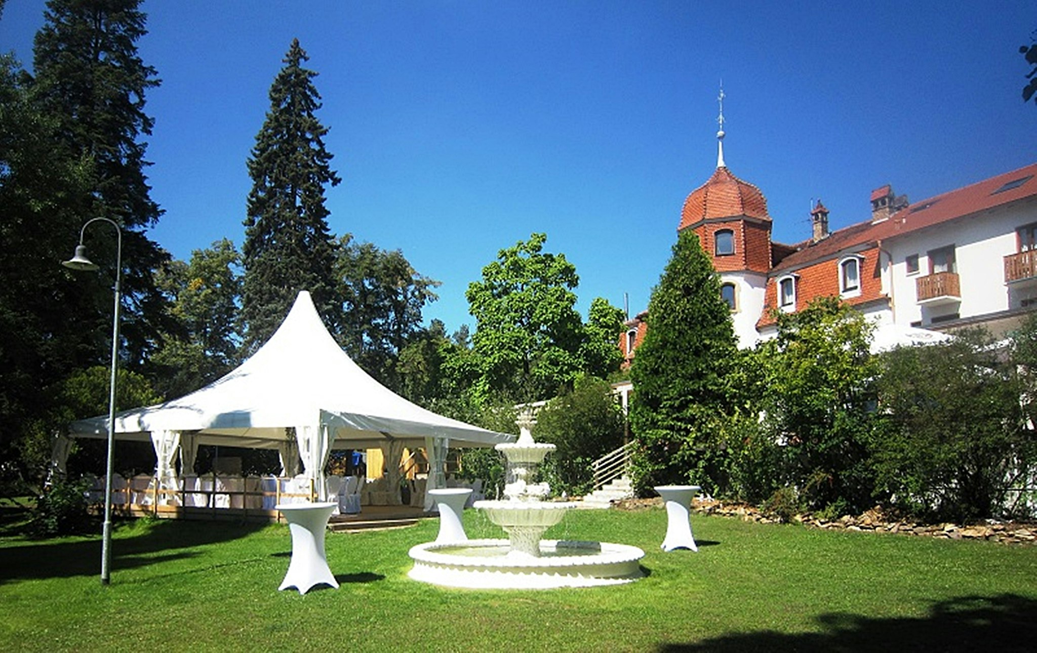 Parkhotel Schillerhain 24/26