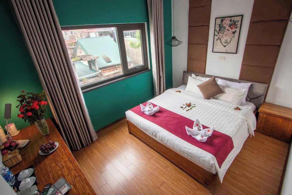 NT Elysian Hotel 44/76
