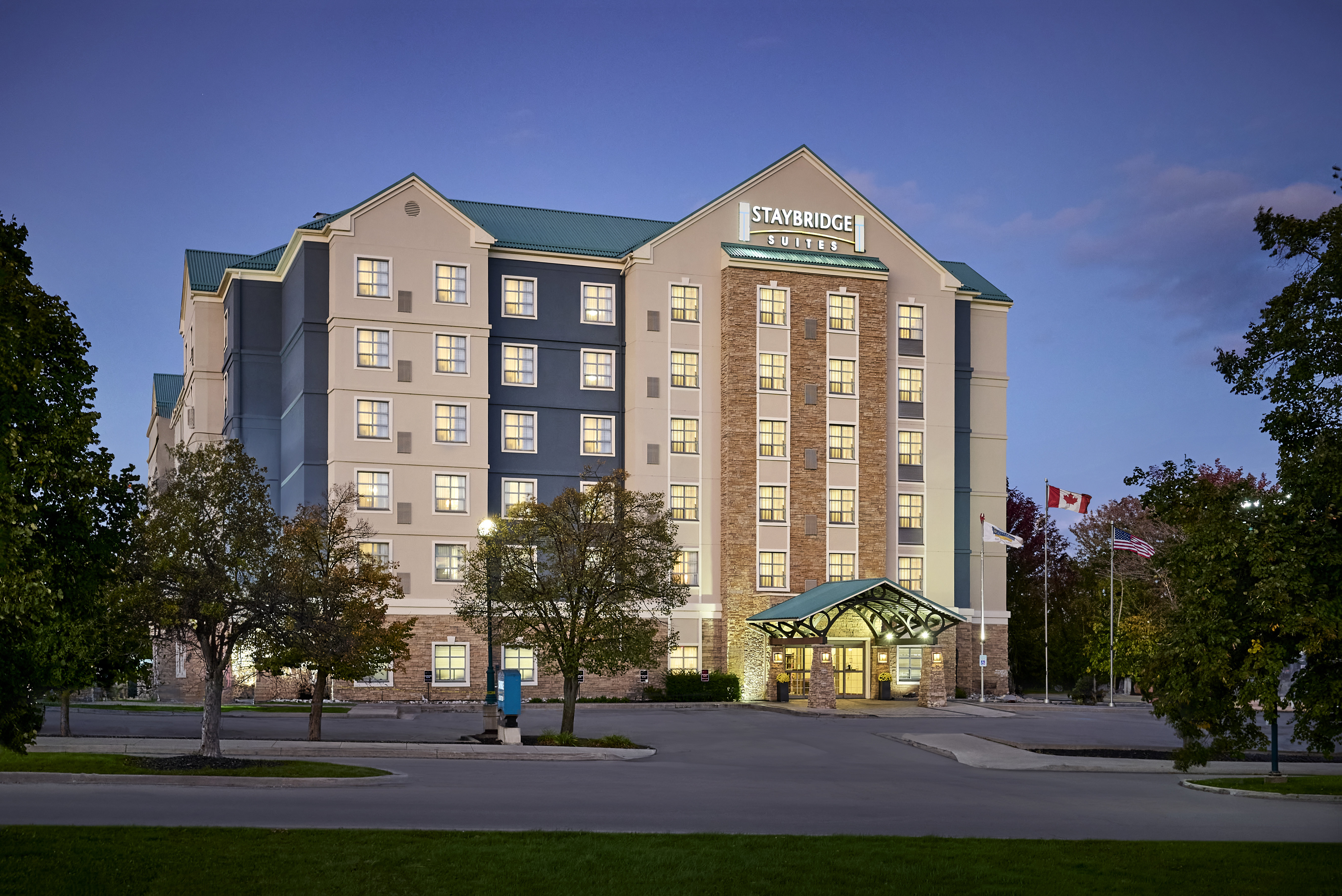 Staybridge Suites Oakville Burlington 10/78