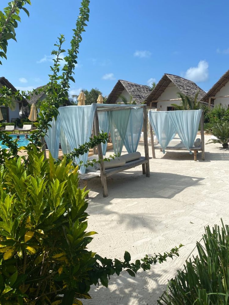 Zen Boutique Resort 38/50
