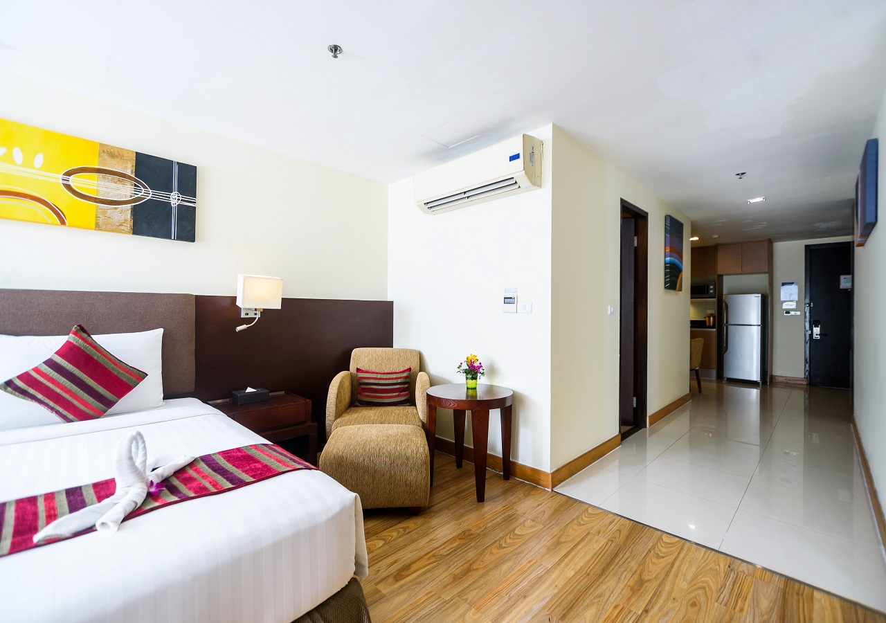 PREMIER BALCONY SUITE