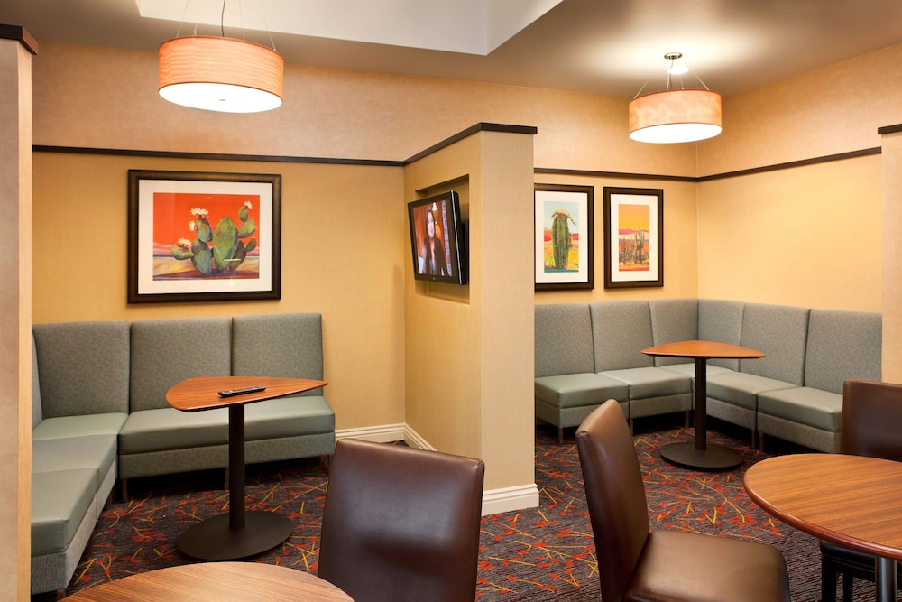 Residence Inn Las Vegas Hughes Center 27/48