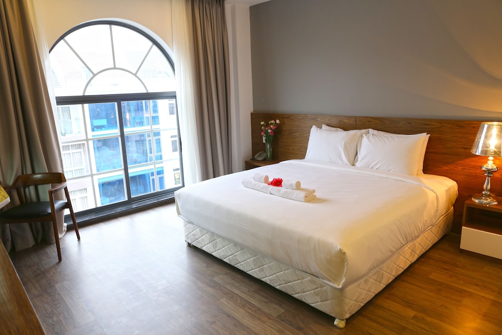 Thao Trang Laluxe Hotel 11/50