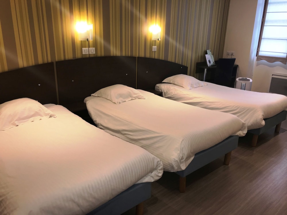 Auberge De La Baie 33/61