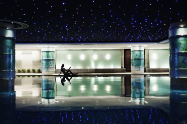 Dekin Hotel Chongqing Jiefangbei 4/38