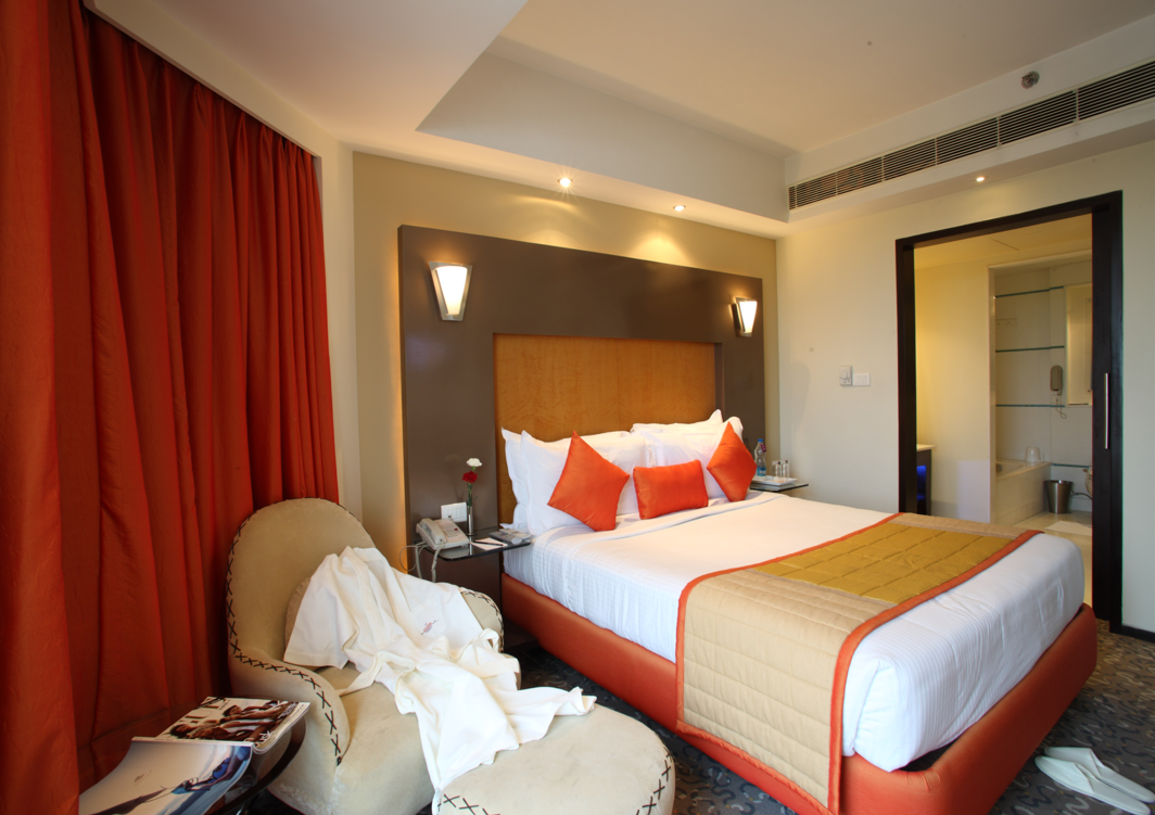 Suite, King Bed