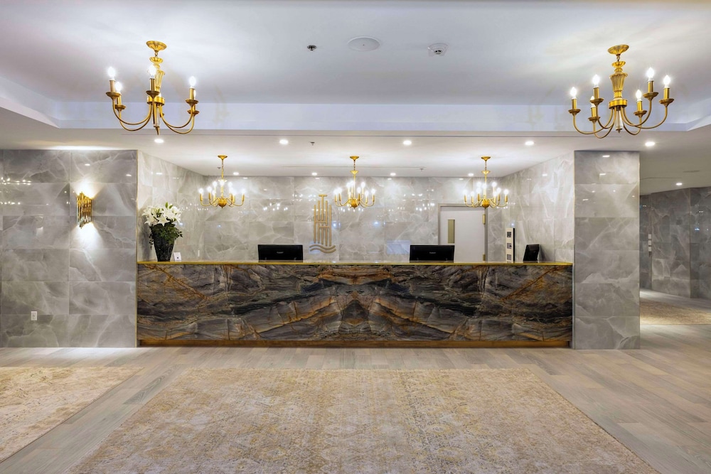 Halifax Tower Hotel & Conference Centre, Ascend Hotel Collection 5/60