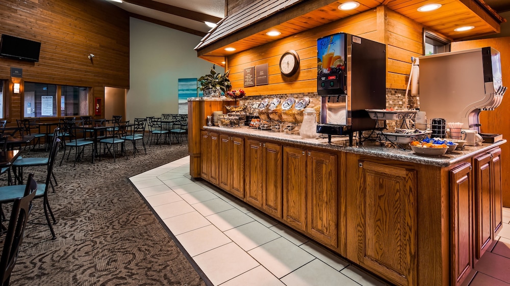 Best Western Maritime Inn 35/43