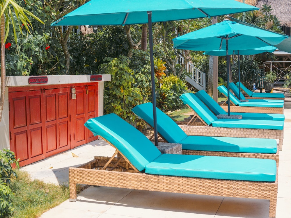 Hai Tide Beach Resort 49/74