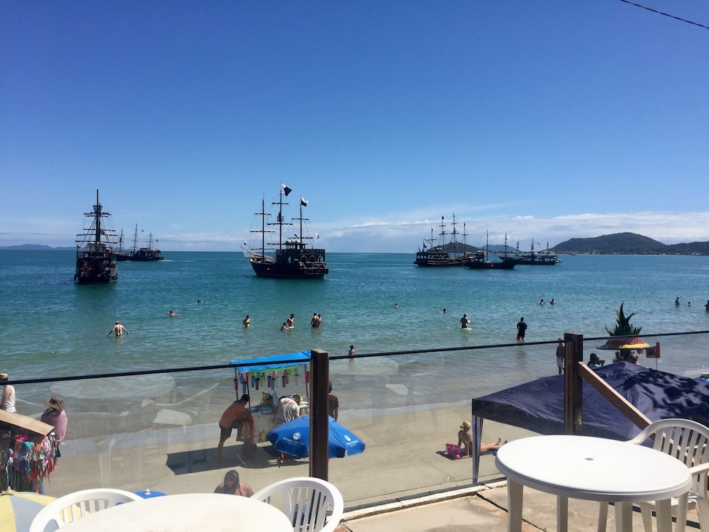 Pousada Dos Golfinhos 27/43