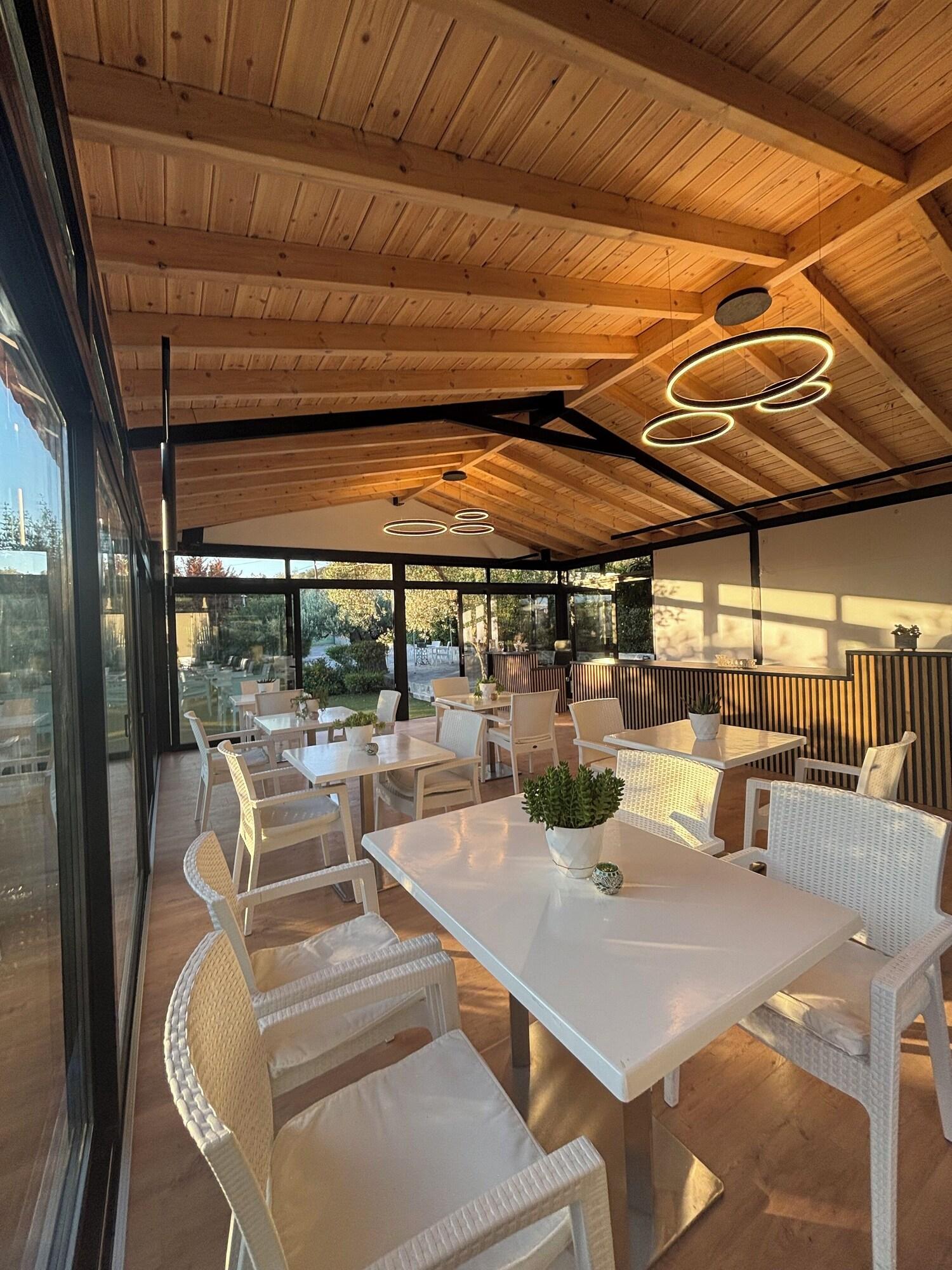 Ampoulos Rooms & Apartments 38/50