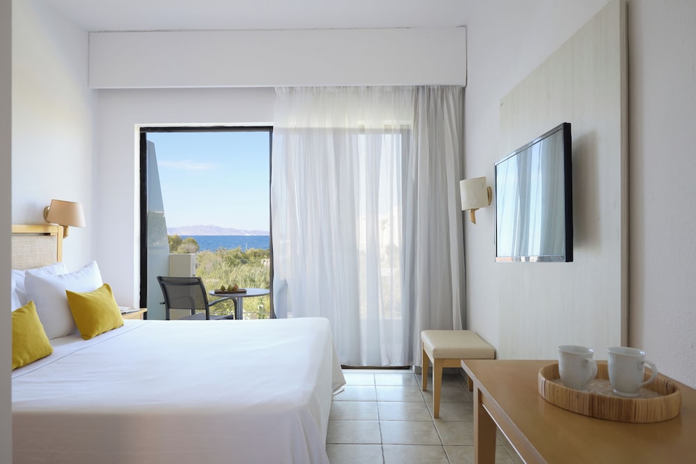 ROOM, DOUBLE BED, LAND VIEW, ANNEX