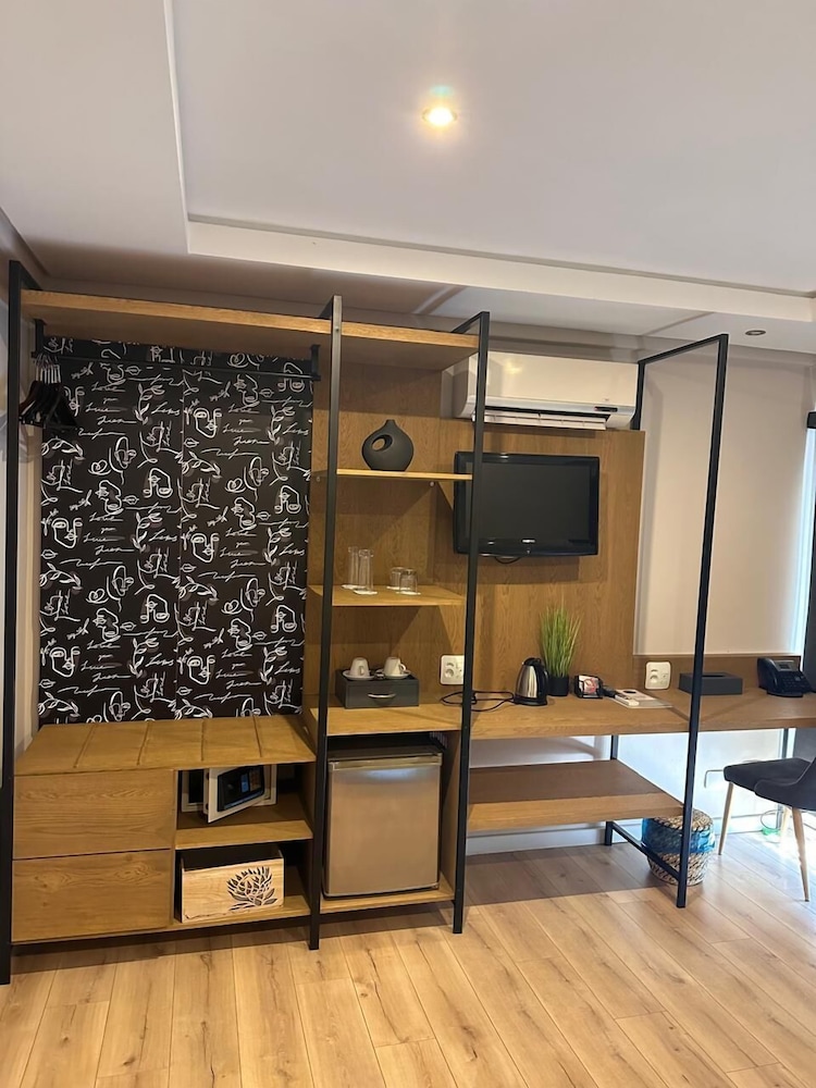 The Lakes Boutique Lodge 27/50