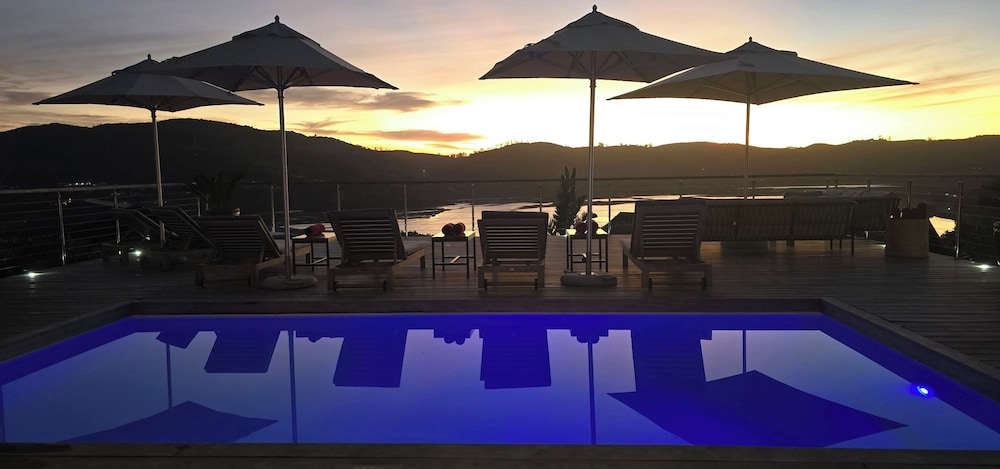 Elephant Hide of Knysna Guest Lodge 3/37