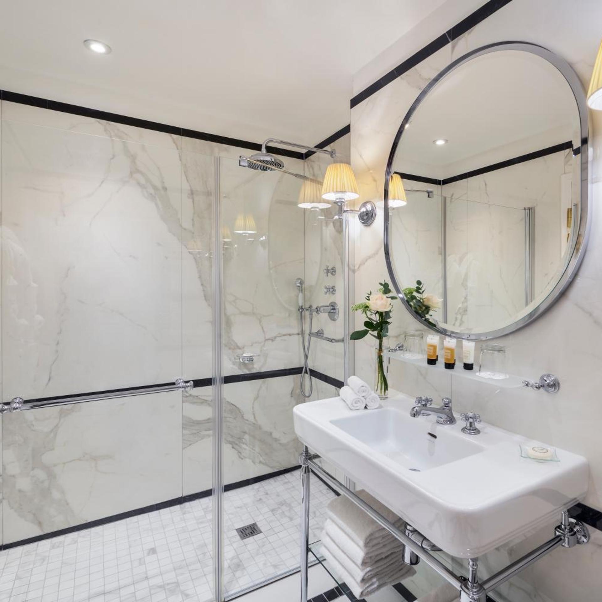 غرفة سوبيريور، Hotel Westminster 5/6
