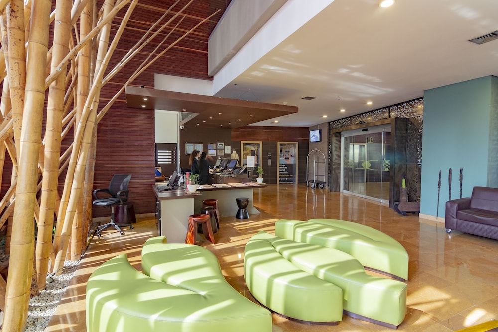 Diez Hotel Categoria Colombia 41/64