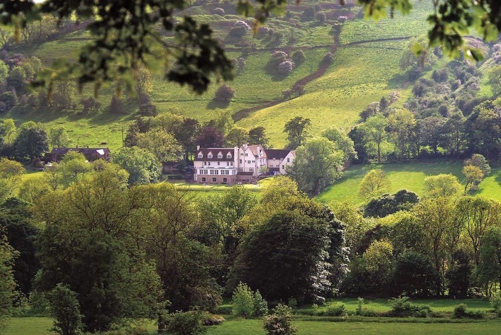 Losehill House Hotel & Spa 37/40