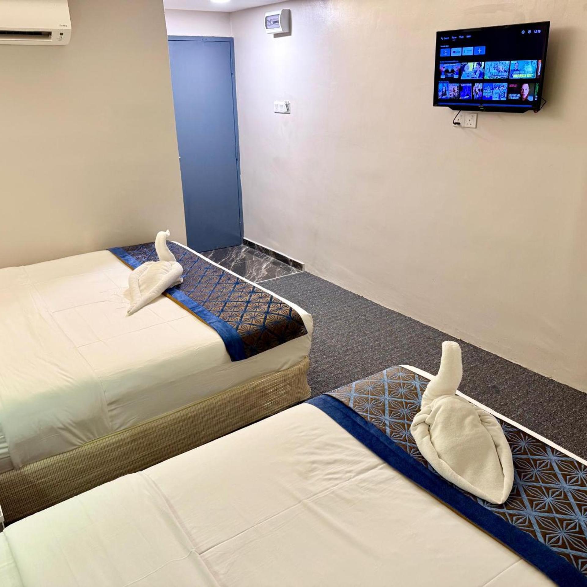 OYO 44043 First Garden Hotel 39/54