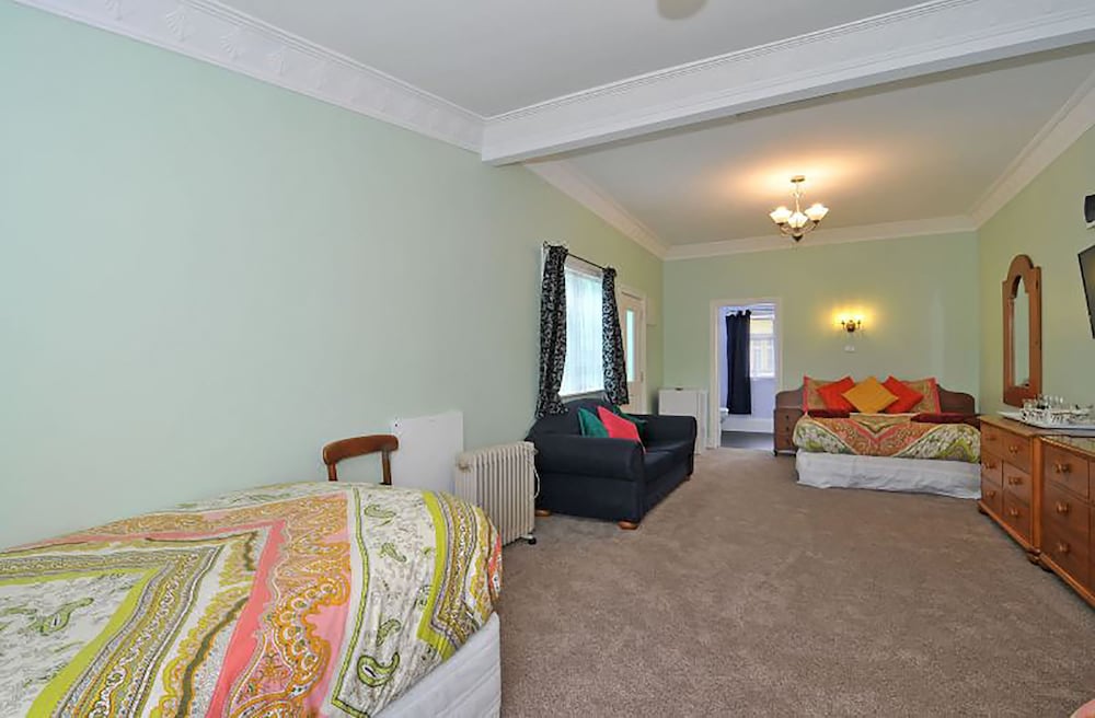 Richmond Guest House Bed & Breakfast 15/45
