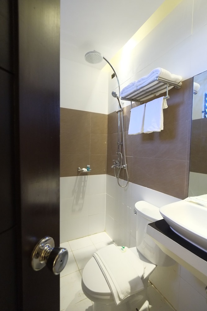 Southpole Central Hotel 30/31