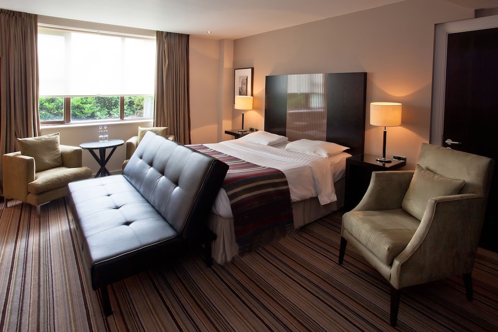 Daresbury Park Hotel 17/50
