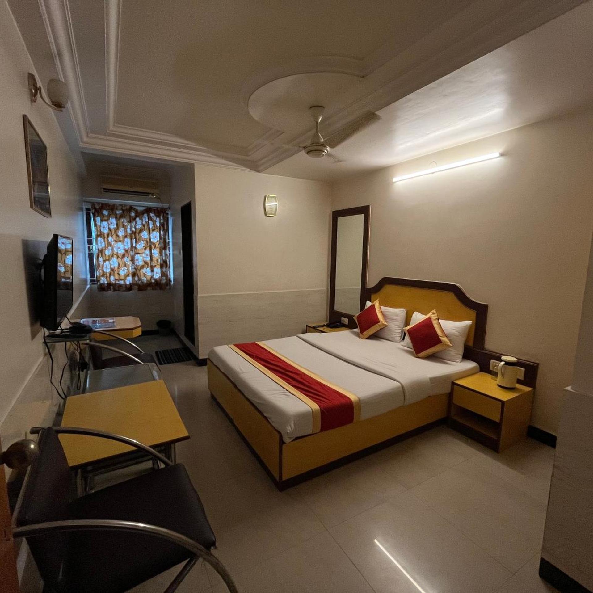 Ganga Sagari Hotel 8/20