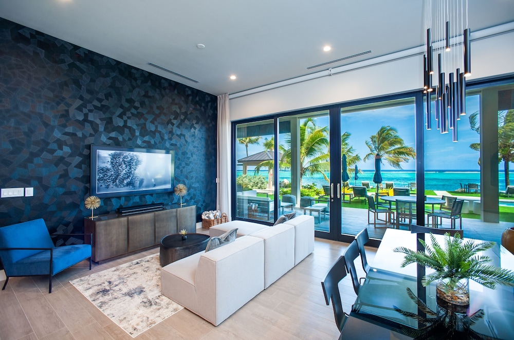 Black Urchin Boutique Resort 27/65