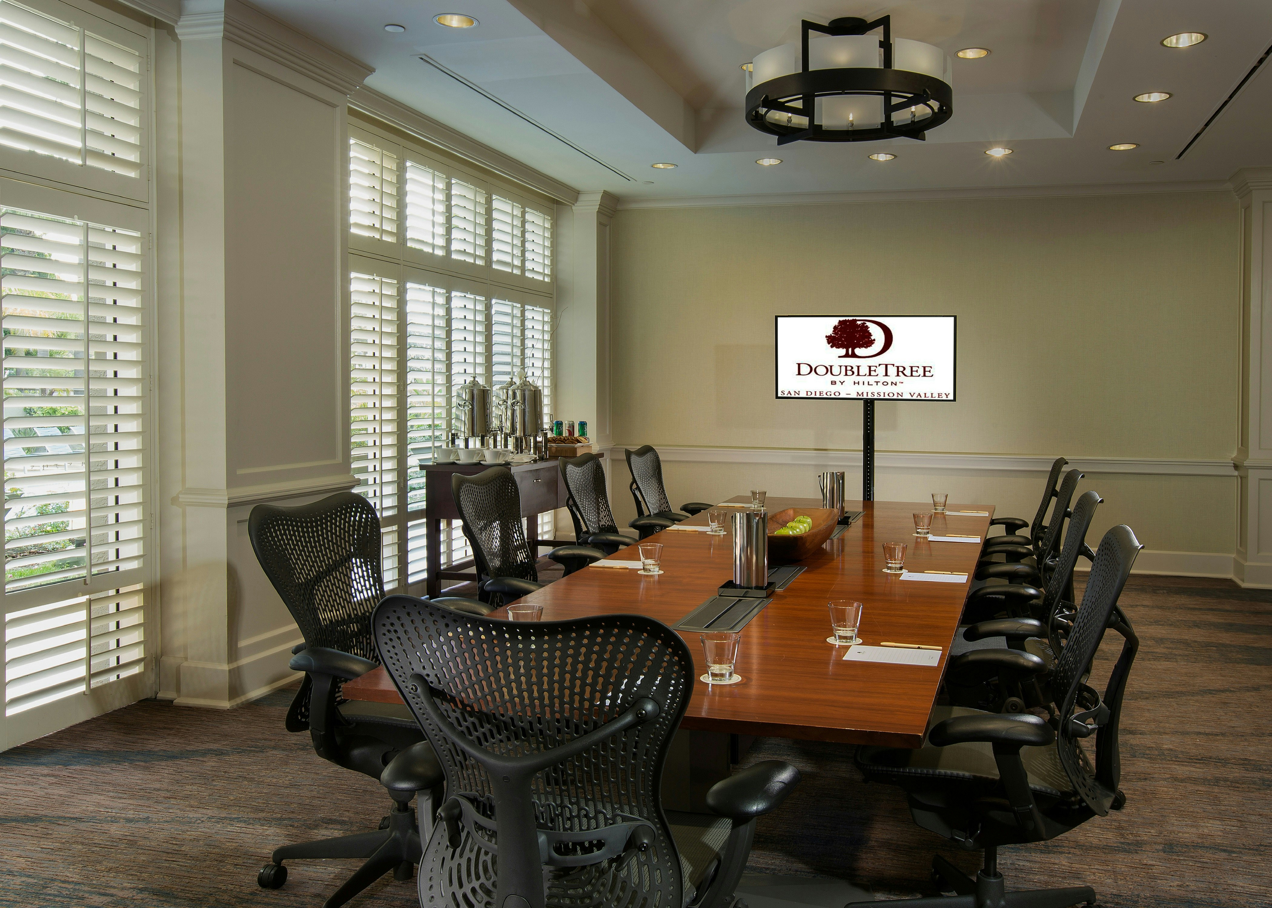 Doubletree By Hilton Hotel San Diego - Mission Valley 33/43