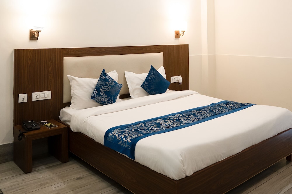 Vrinda Anandam Resorts 6/23