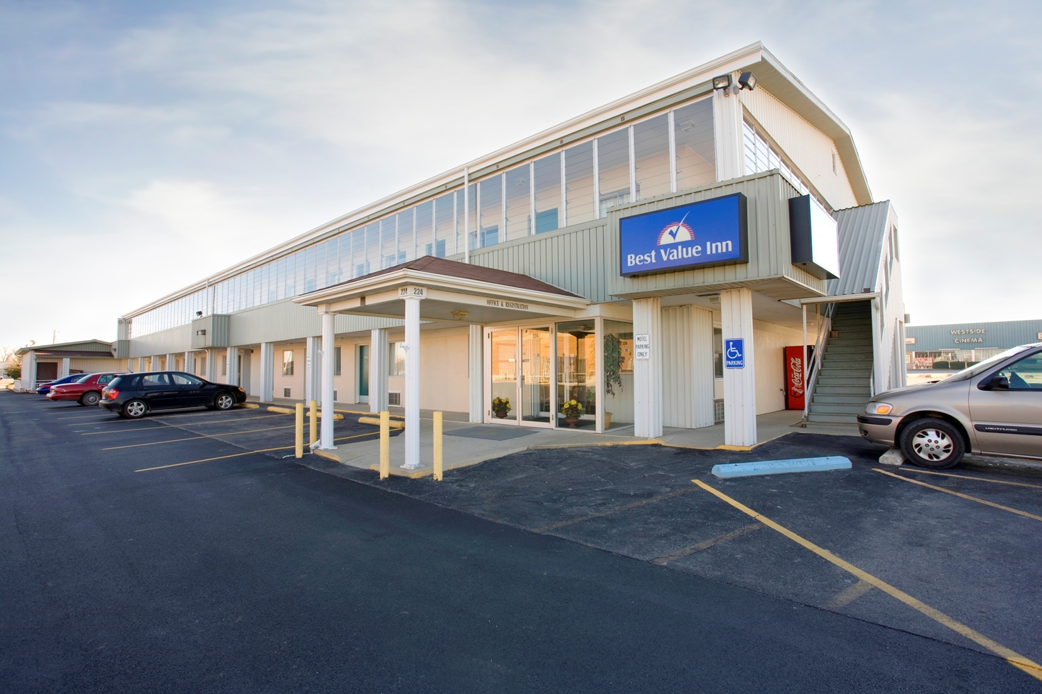 Americas Best Value Inn Litchfield 5/6