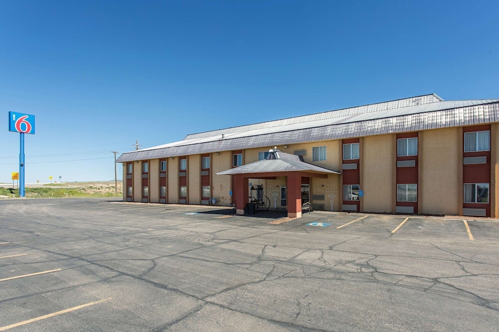 Motel6 Moriarty, NM 55/60