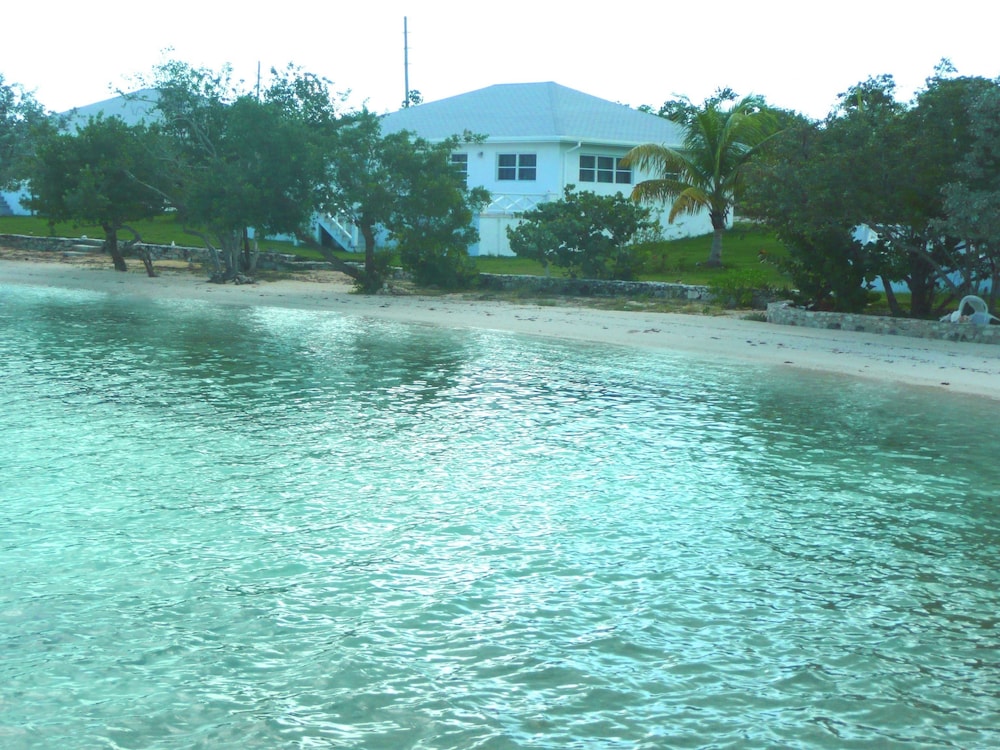 Cottage Cut Villas 24/28