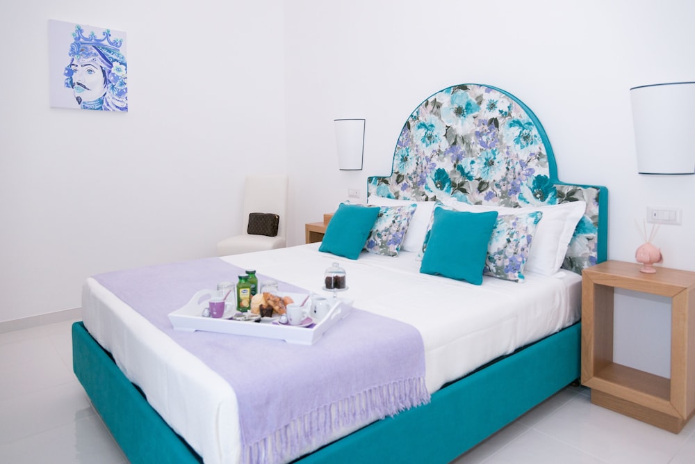 Sorrento Luxury Rooms 12/42