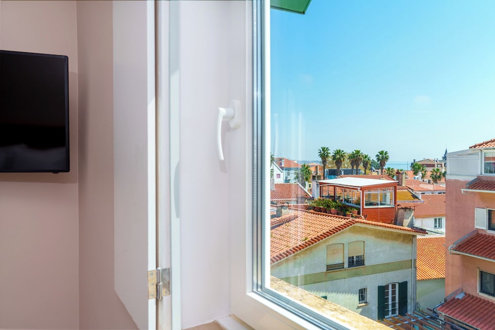 CASCAIS HOTEL 5/67