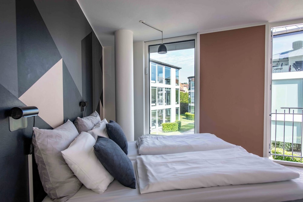 2 Bedrooms, Apartment, 4 Beds, 2 Double Beds, Courtyard View
