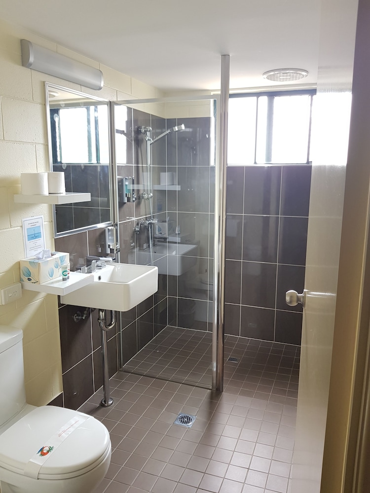 Harbour Lodge Motel Gladstone 27/31