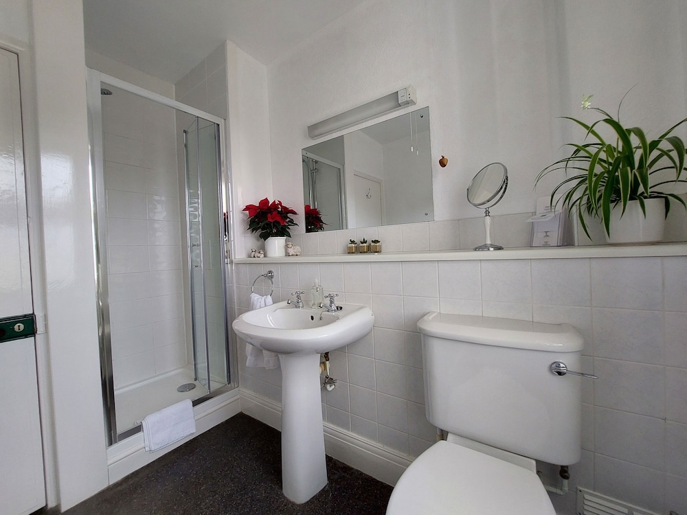 The Denes Guest House 47/50