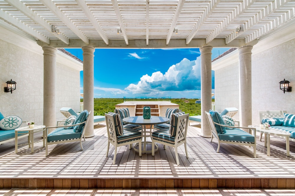 The Shore Club Turks and Caicos 8/74