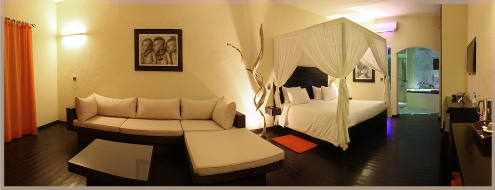 The Rhino Resort Hotel Spa 37/48