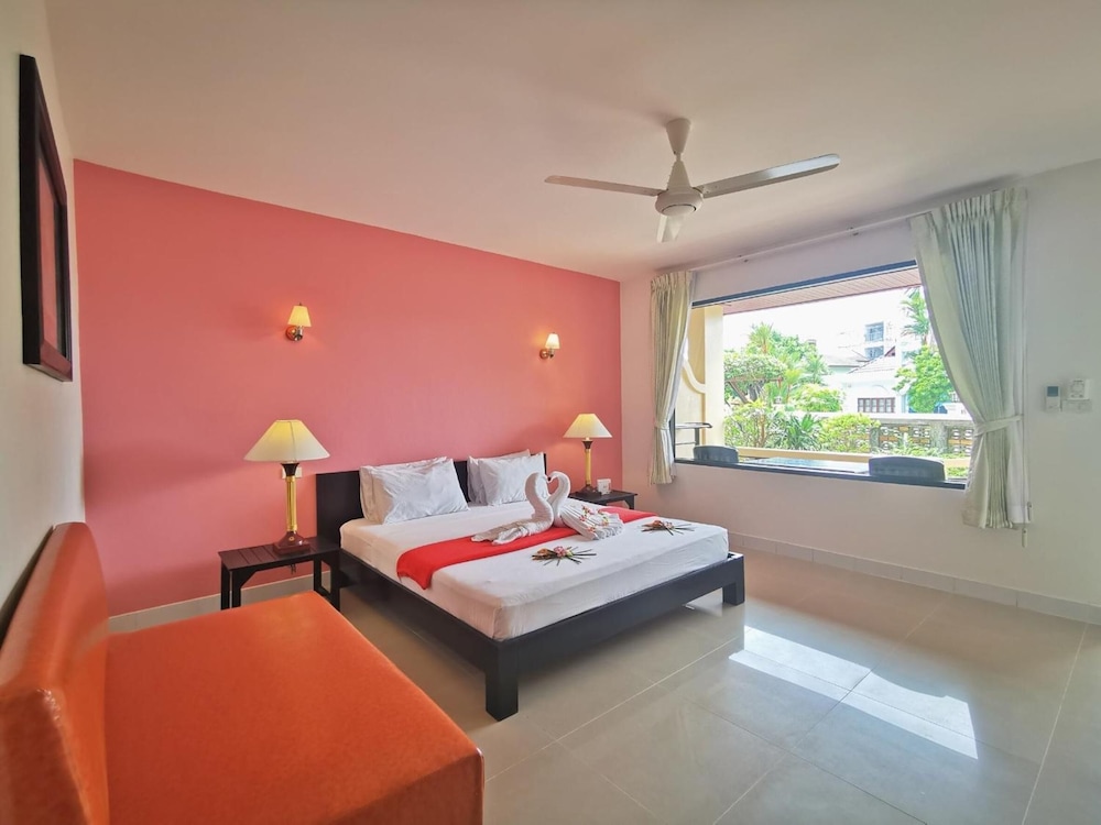 Aumpai Luxury 10/72