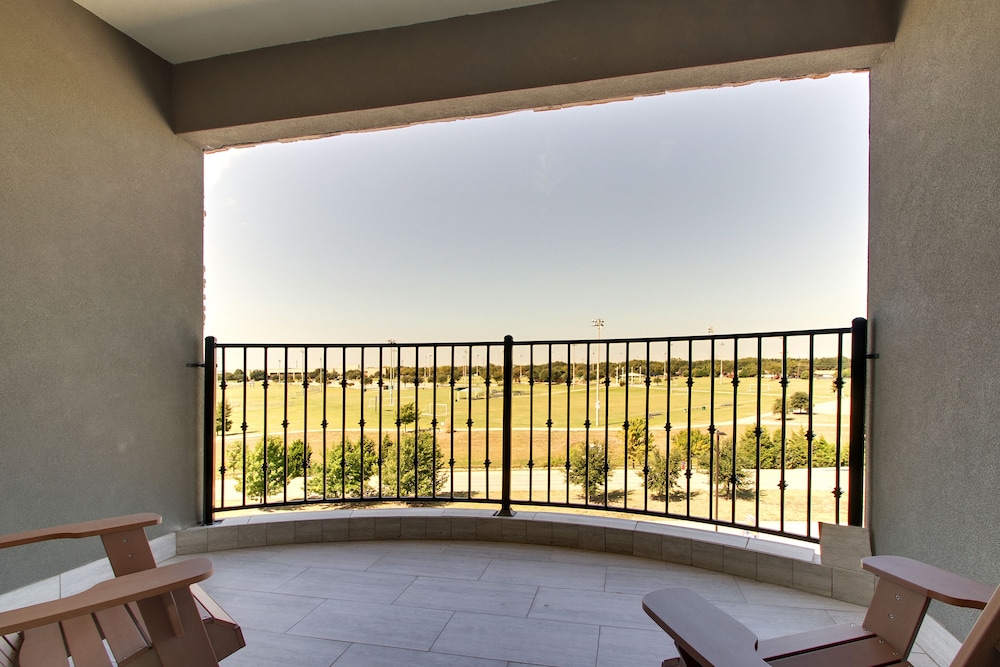 Staybridge Suites Plano the Colony 28/64