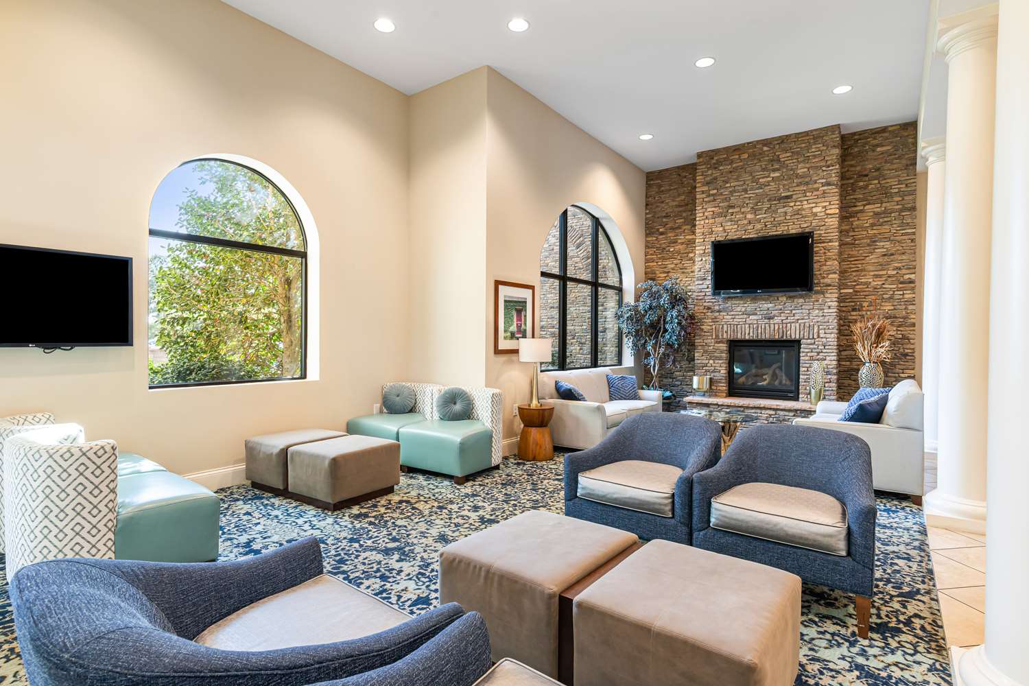 Best Western Plus Westgate Inn & Suites 11/19