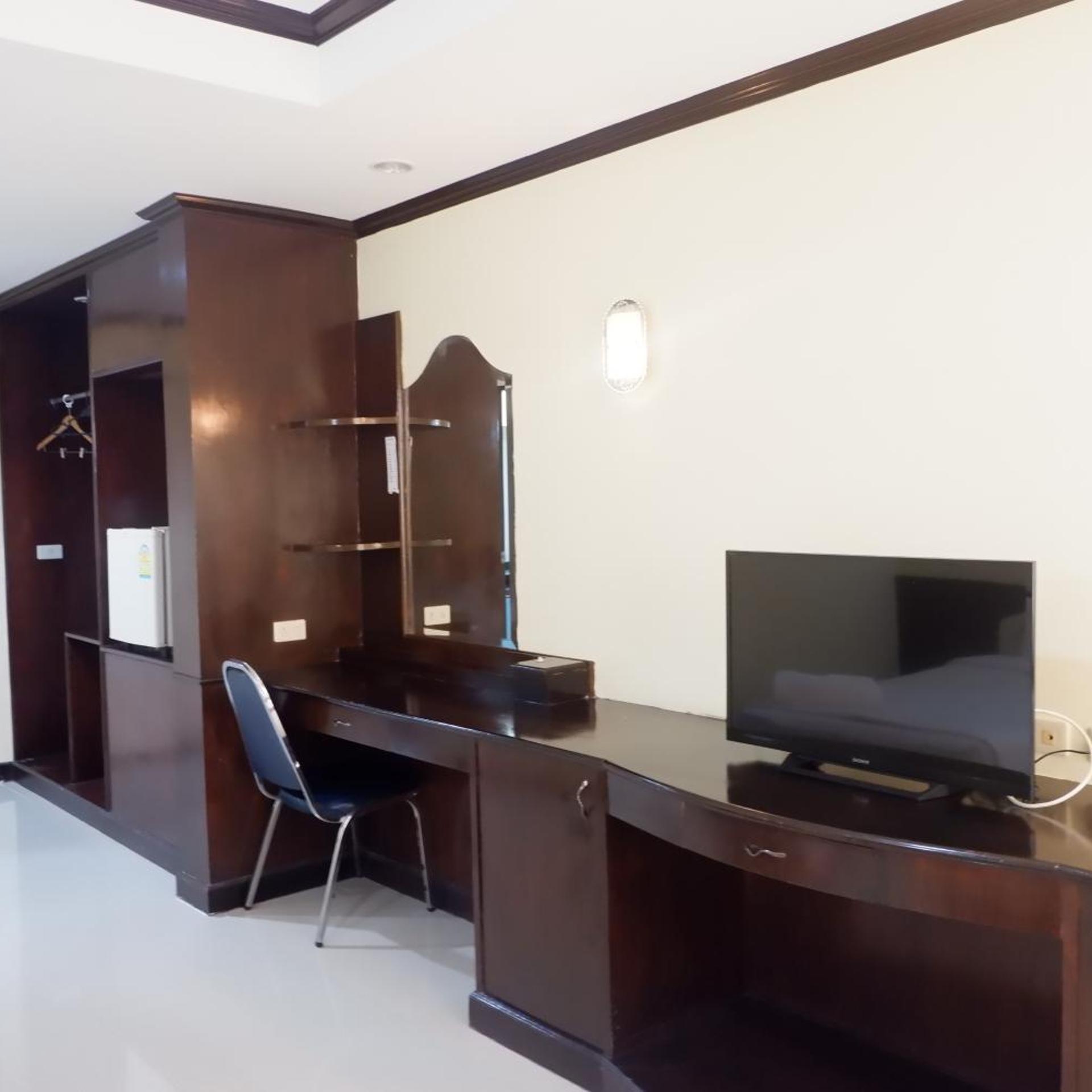Auychai Grand Hotel 46/50