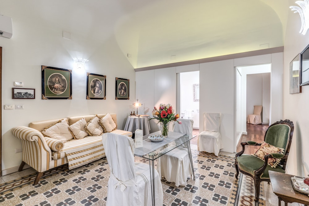 La Residenza Hotel 42/59