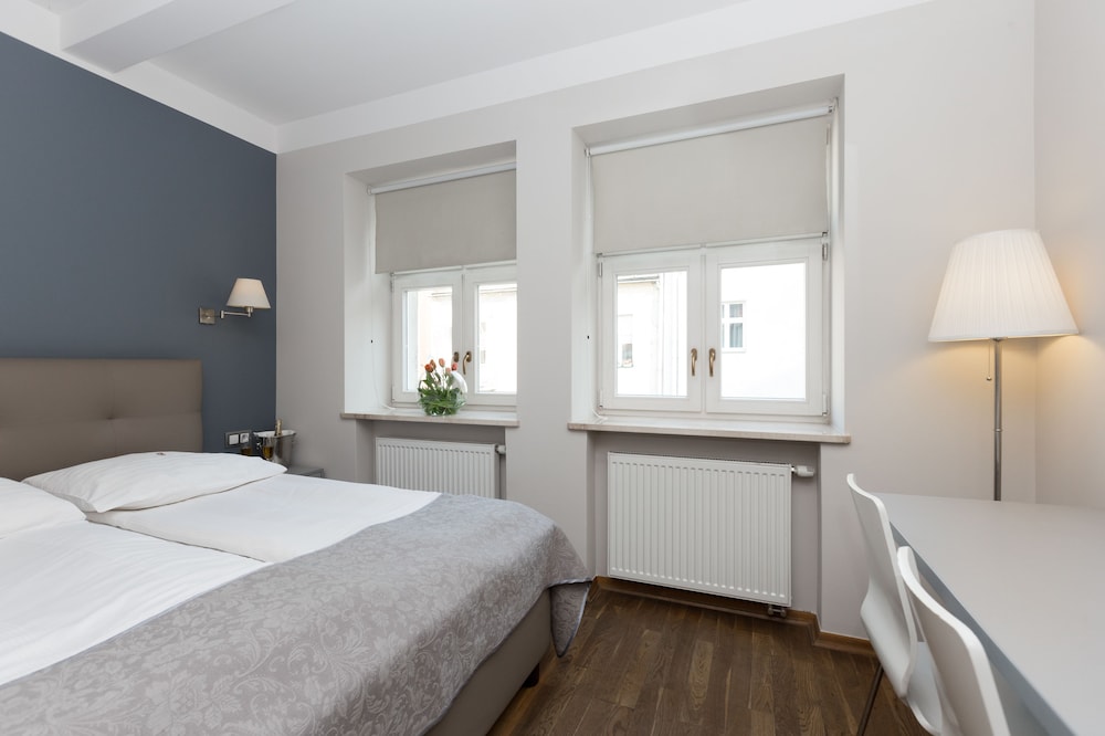 Hotel Floryan Old Town 17/60