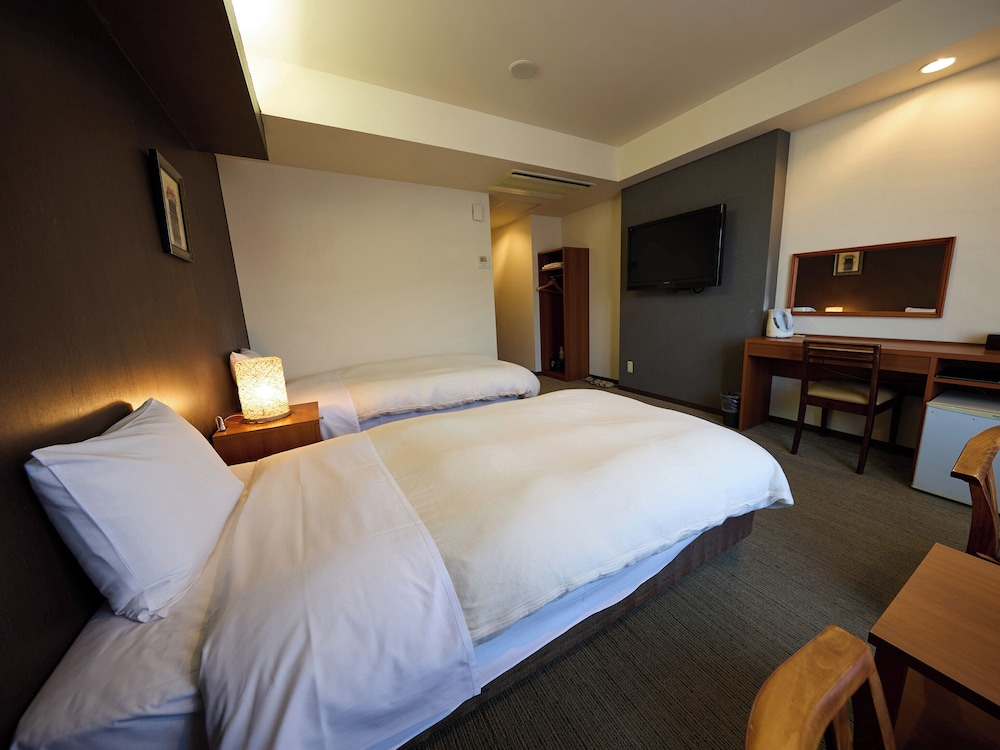 NIKKO STATION HOTEL CLASSIC 28/70