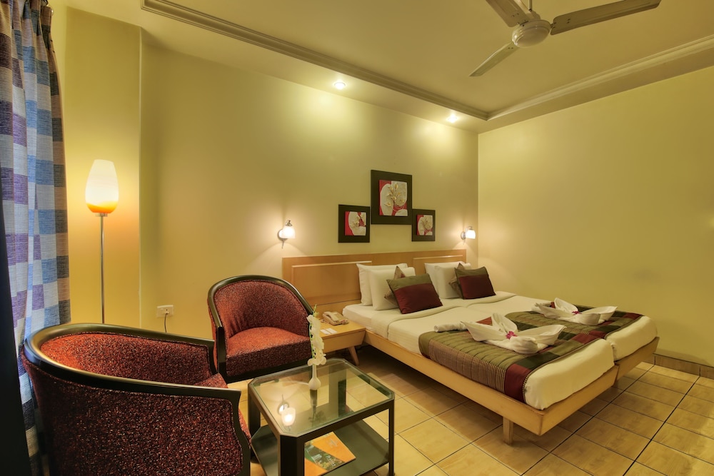 Vishwaratna Hotel 21/39