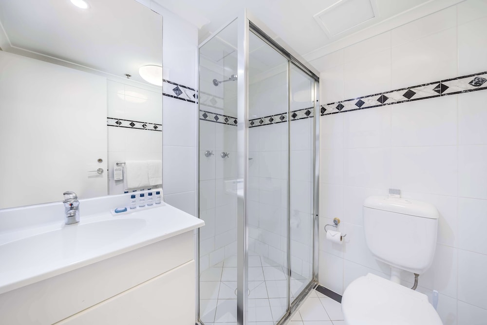 Oaks Sydney Castlereagh Suites 73/78