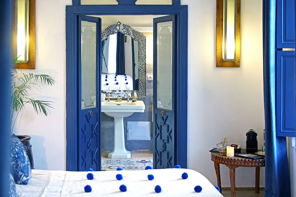 Riad Anyssates photo3